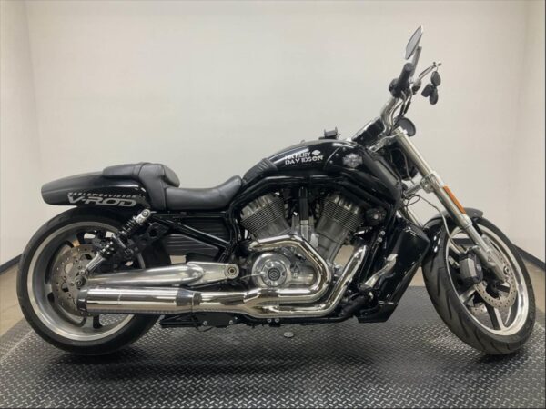 Harley Davidson, V rod Muscle, 2014, 39,000kms