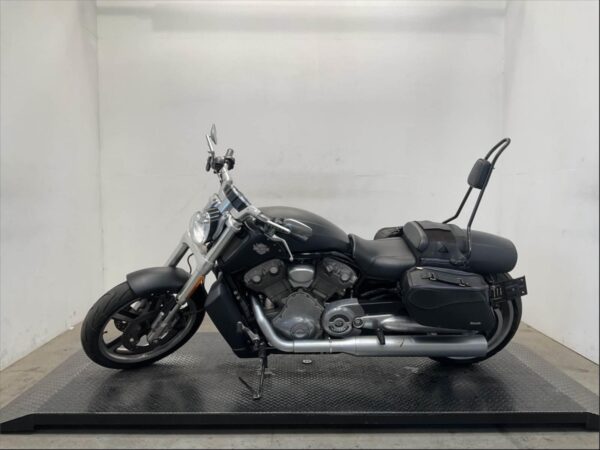 Harley Davidson, V rod Muscle, 2016, 18,000kms